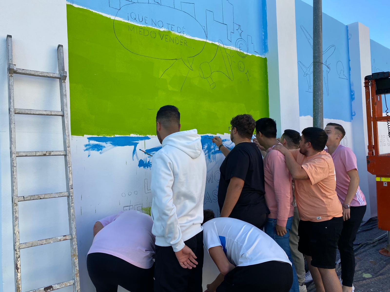 Oratoria empresarial y mural emprendedor